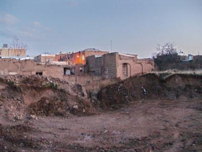 کودبرداری بدون مجوز در کنار آثار میراث فرهنگی قزوین