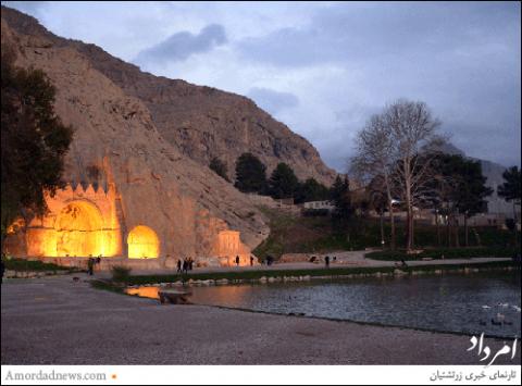 جوشش دوباره چشمه چند هزار ساله تاق بستان جوشش دوباره چشمه چند هزار ساله تاق بستان