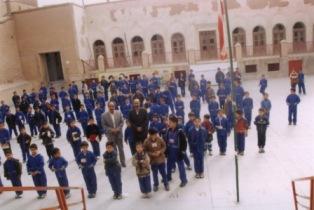 دیدار از دبستان دینیاری یزد ، آموزشگاهی در كنار گهنبار خانه زرتشتیان یزد